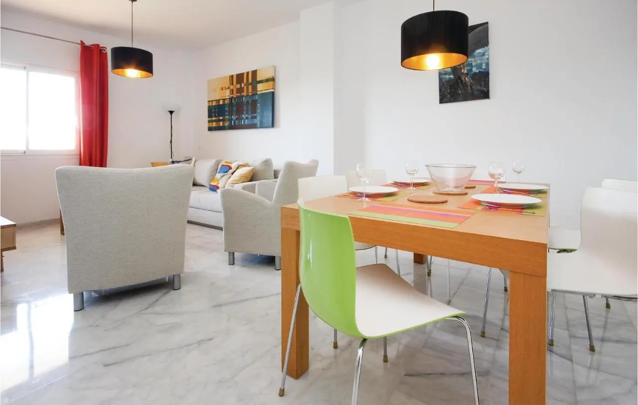Beautiful Apartment In Estepona With Wifi 0*,